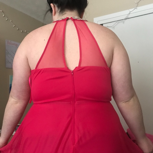 Prom Dress - Picture 2 of 5